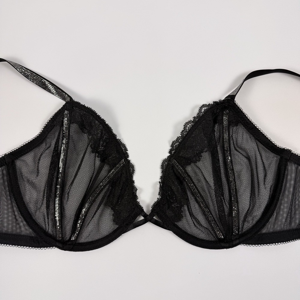 Victoria's Secret Very Sexy Shine Strap Demi Bra 34DD Black Lace Low Cut NWT